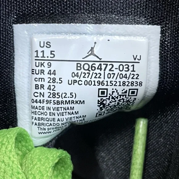 Air Jordan 1 Mid Retro Altitude Green BQ6472-031 WMNS Black - Picture 9 of 11